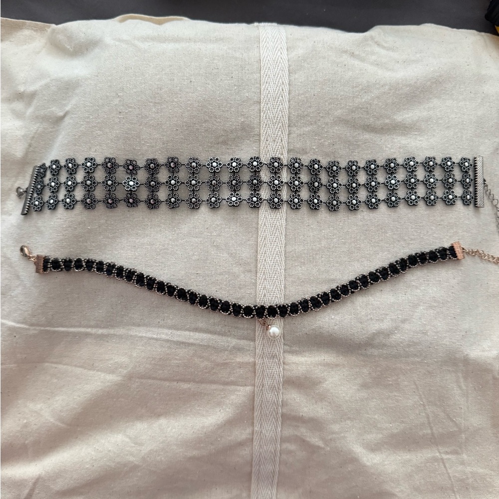 Elegant Black Choker Set